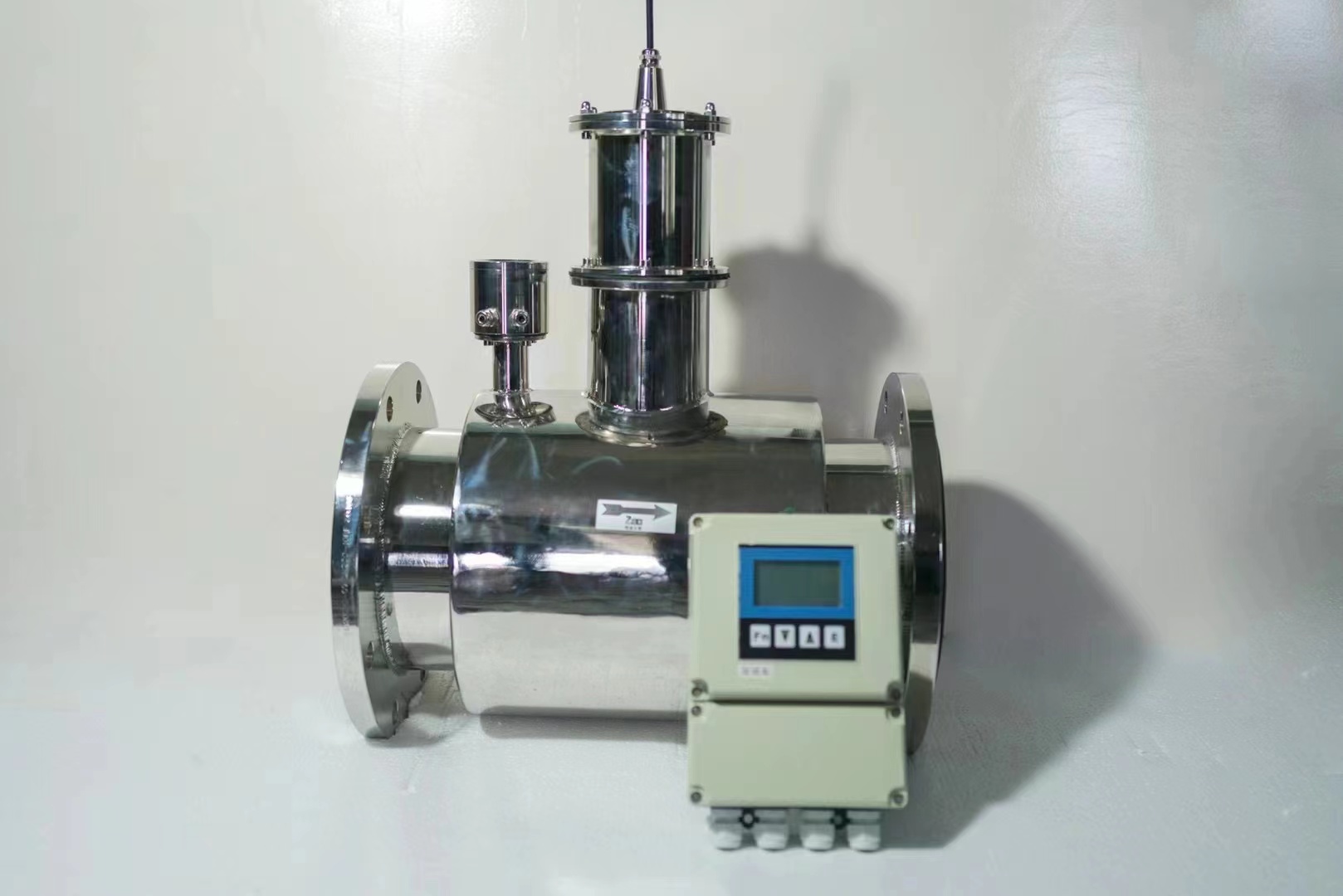 非滿管電磁流量計與傳統流量計的區別