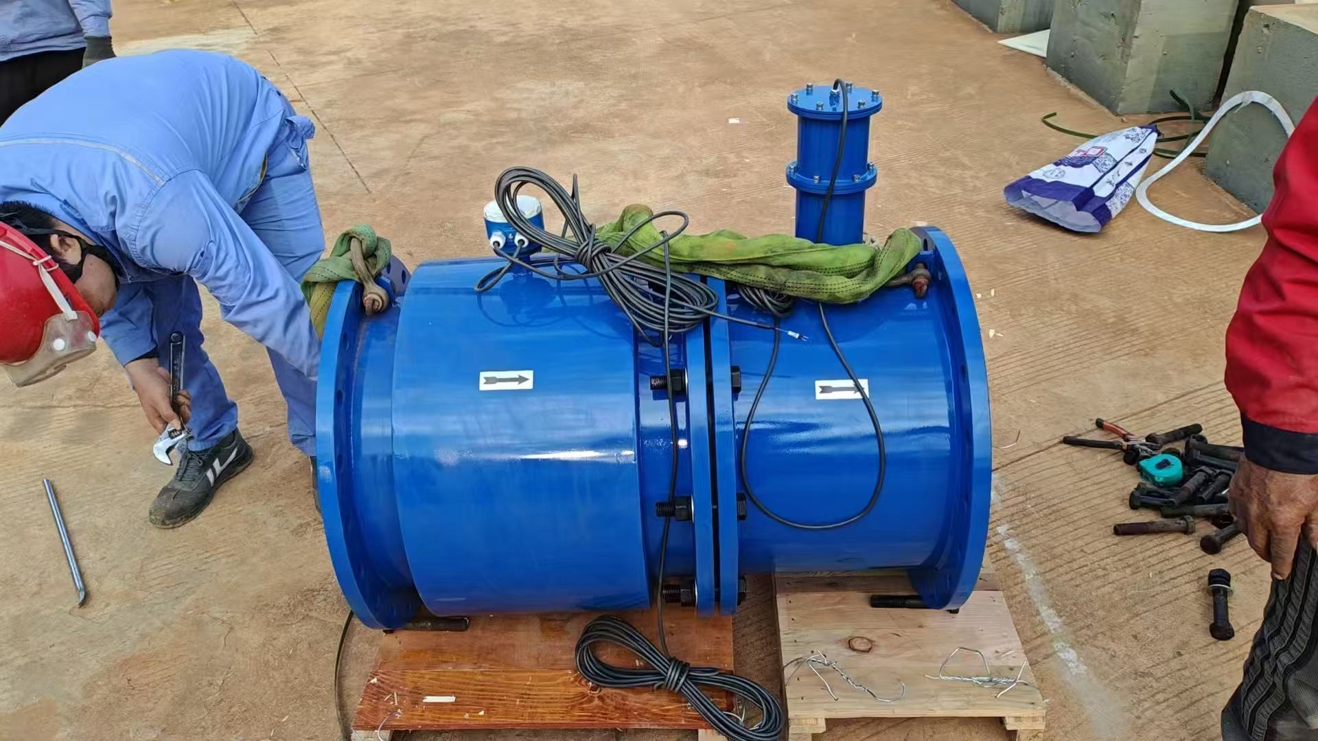 遭遇不滿流管道流量測(cè)量挑戰(zhàn)，非滿管電磁流量計(jì)有何作為